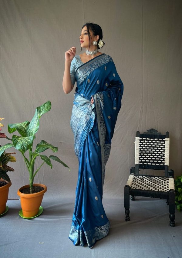 Exclusive Jacquard Border Banarasi Soft Silk Saree