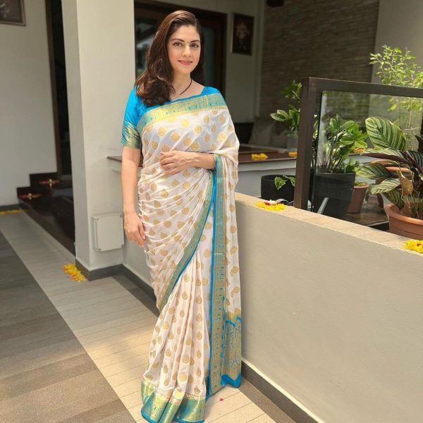 White And Rama Border Banarasi Soft Lichi Silk Saree