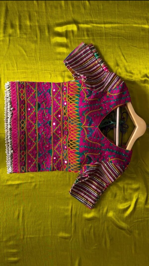 Aesthetic Navratri Special Blouse - Image 2