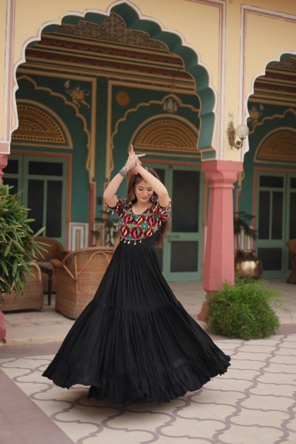 Black Reyon Fabric with Kutchi Gamthi Kodi Work Gown - Image 3