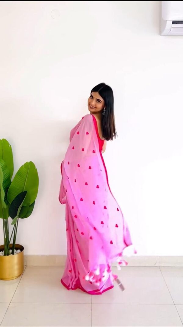 Beautiful Hart Pink Cotton Saree - Image 2